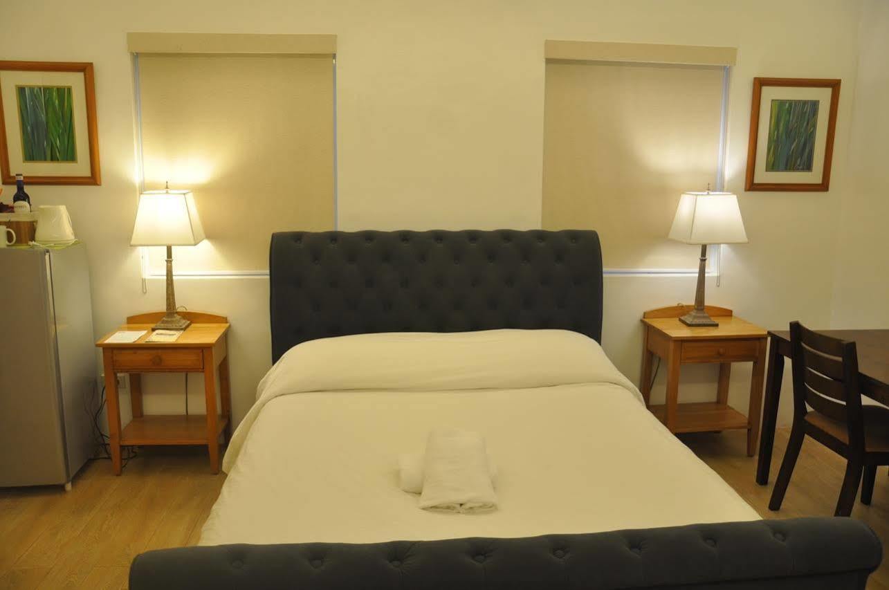 The Carmelence Lodge Tagaytay City Exterior foto